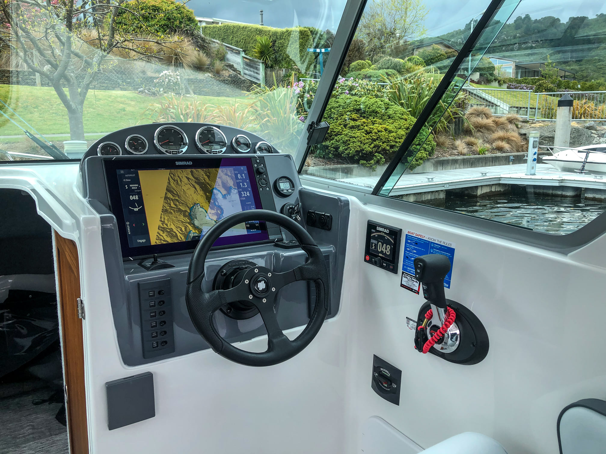 SIMRAD GUIDES: CREATING WAYPOINTS ON YOUR SIMRAD UNIT