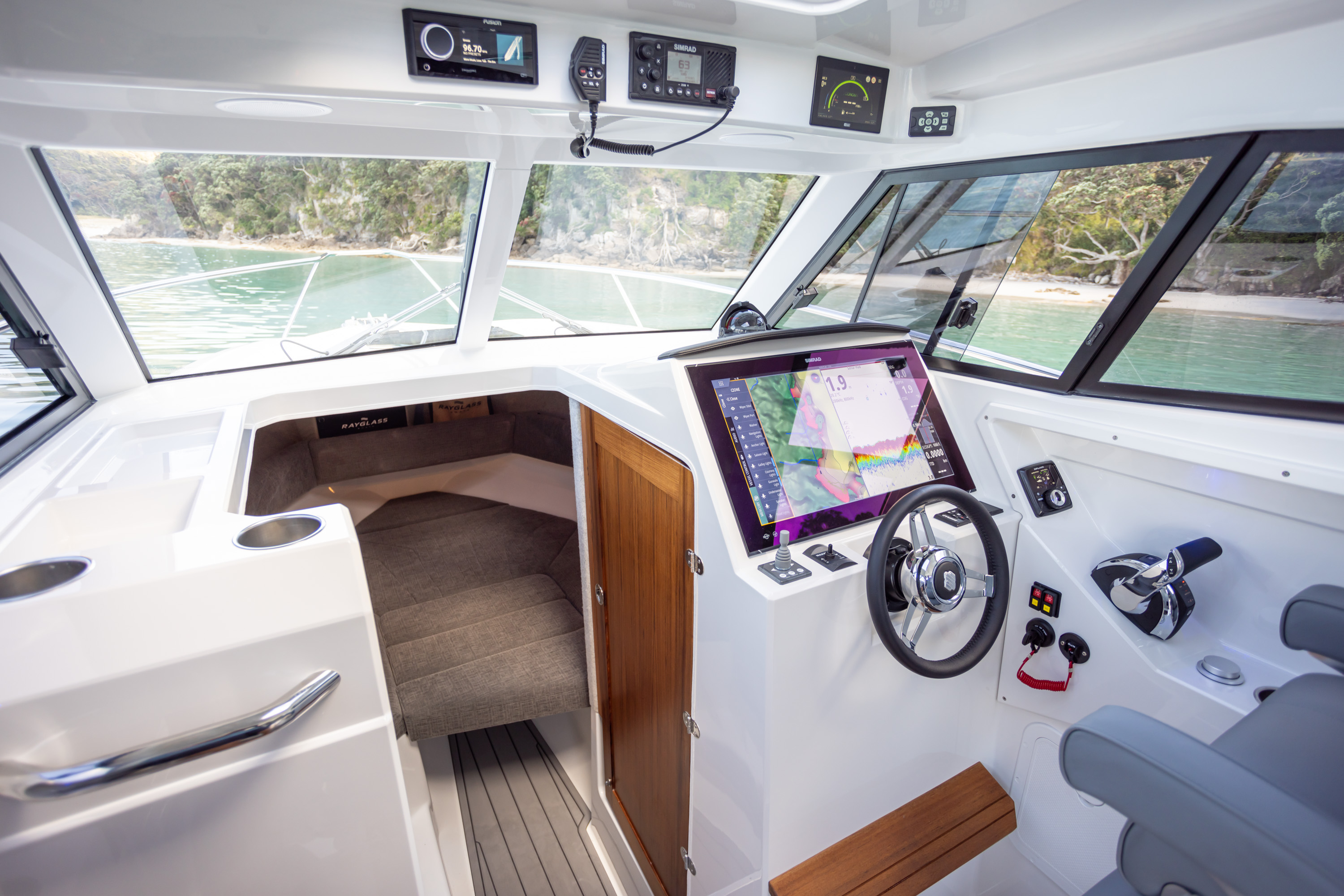 Simrad 19" NSO Evo 3 Multifunction Display