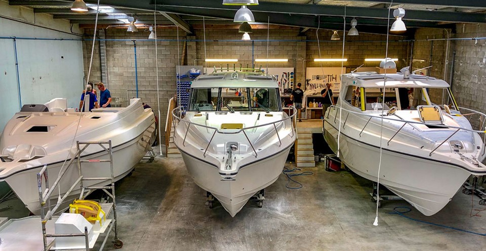THE RAYGLASS BOAT BUILDING PROCESS EXPLAINED: PART TWO