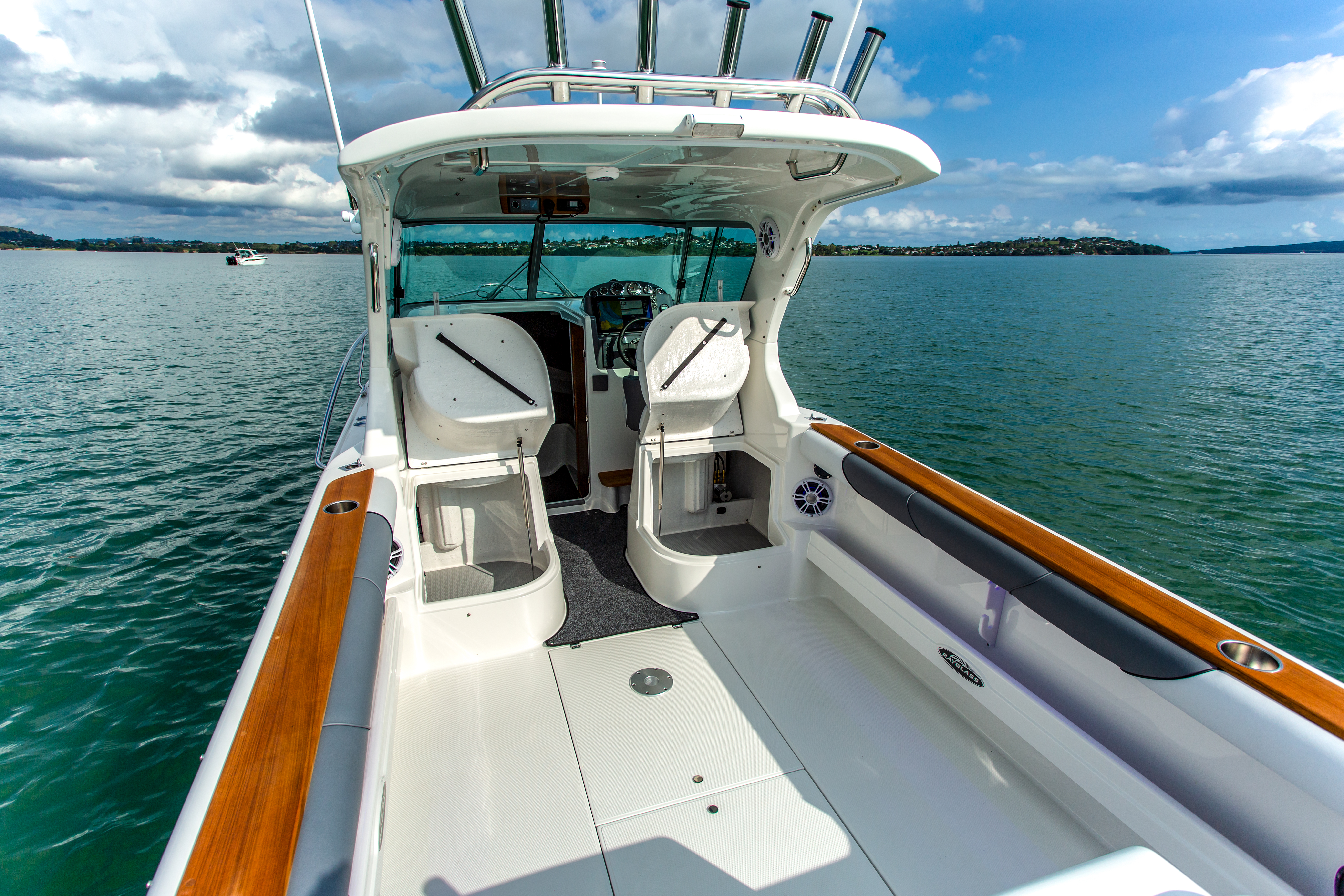 Storage under cockpit seating