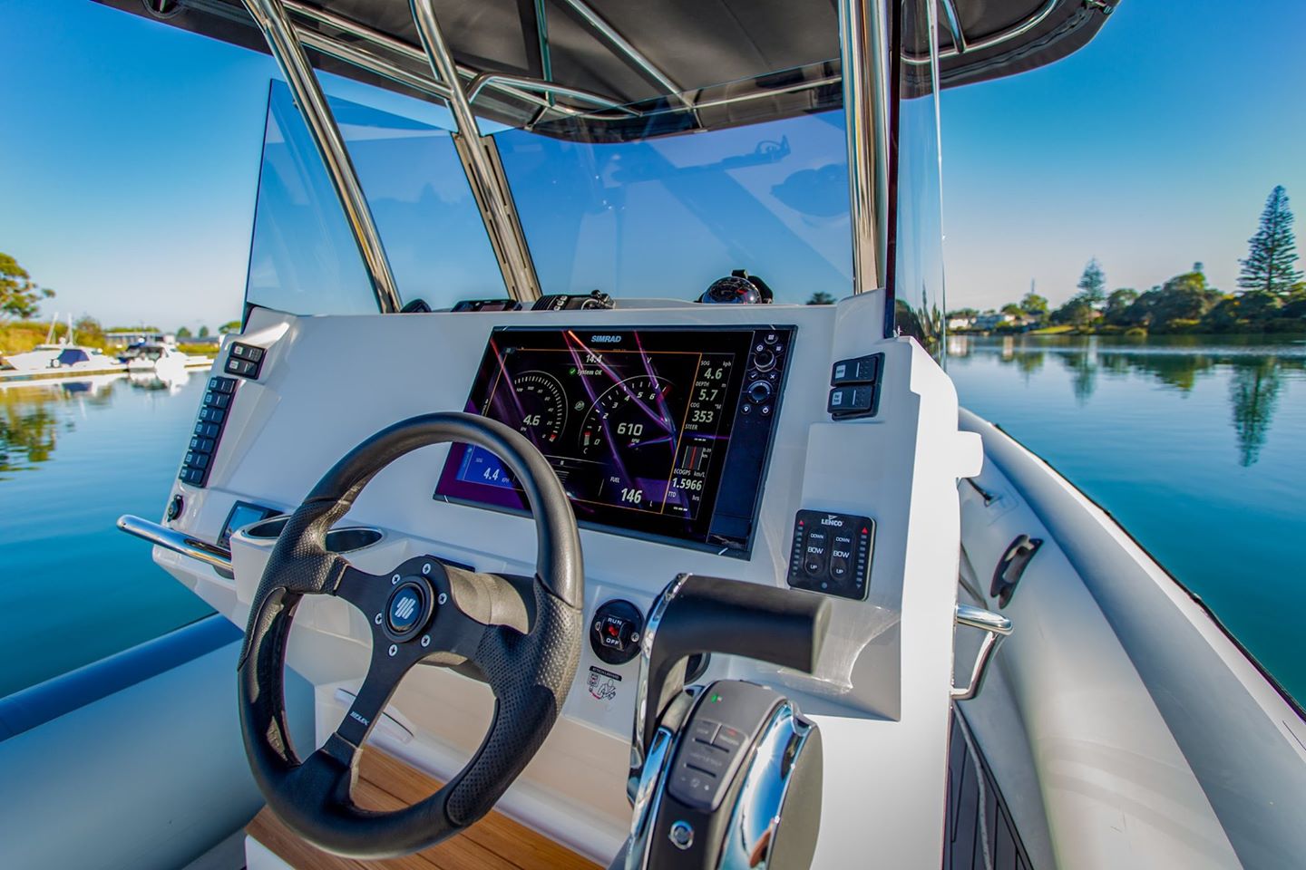 SIMRAD GUIDES: CREATING TRACKS ON YOUR SIMRAD MFD