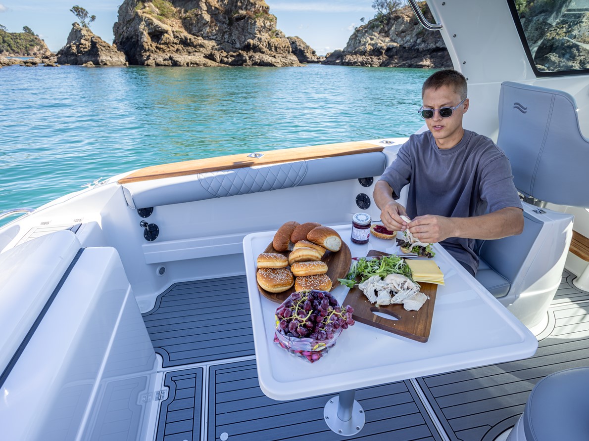 Cockpit table